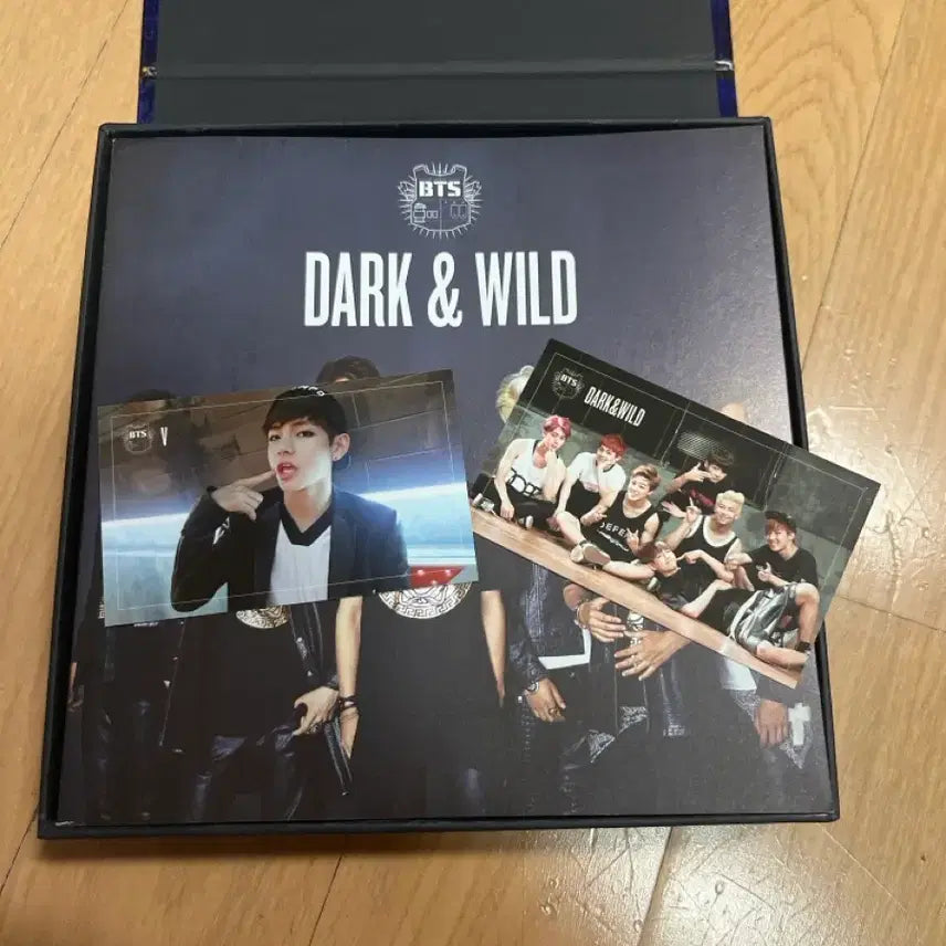 방탄소년단 DARK&WILD 앨범 + V 포토카드