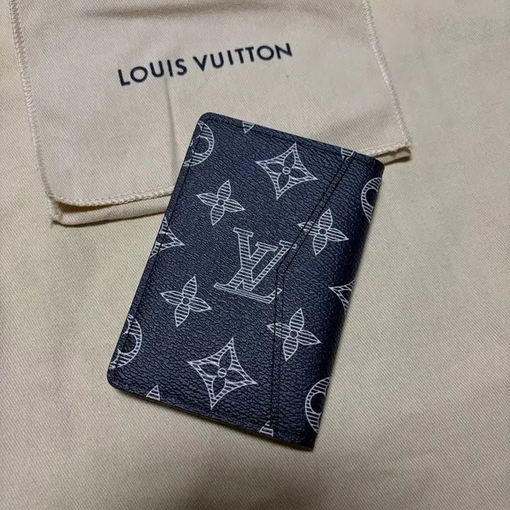 [BUNJANG] Louis Vuitton Chapman Organizer / 루이비통 한정판 채프먼 오거나이저 판매해요