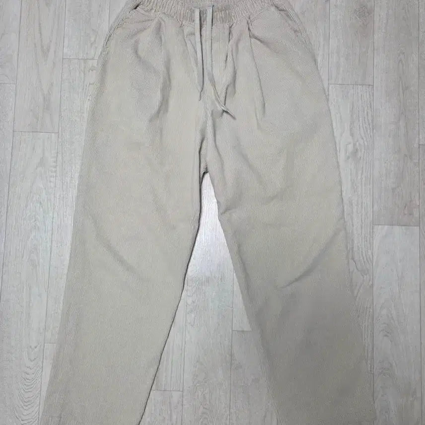 [BUNJANG] Corduroy Pants M / 코듀로이 팬츠 m (검정,흰색)