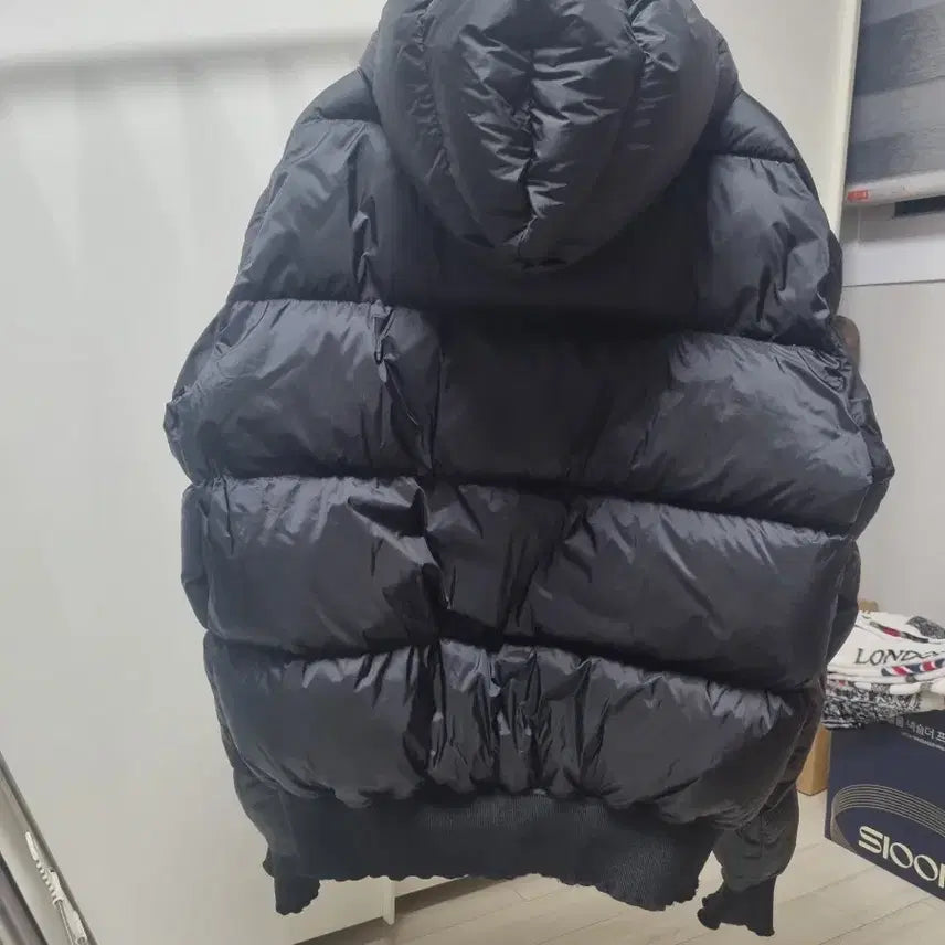 [BUNJANG] Ten C Mid-Layer Padding Black Size 50 / 텐씨미드레이어 패딩~50