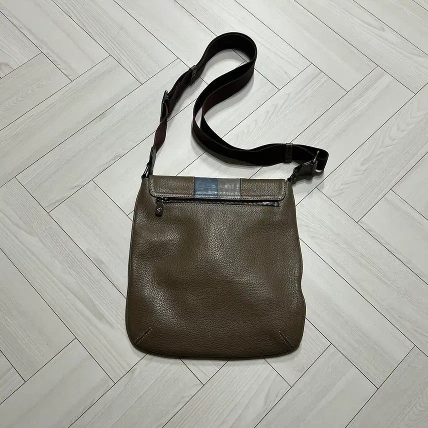 [BUNJANG] MCM Crossbody Bag / [MCM] 엠씨엠 크로스백
