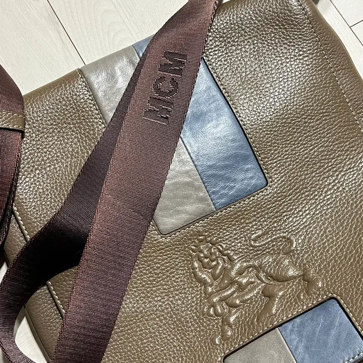 [BUNJANG] MCM Crossbody Bag / [MCM] 엠씨엠 크로스백