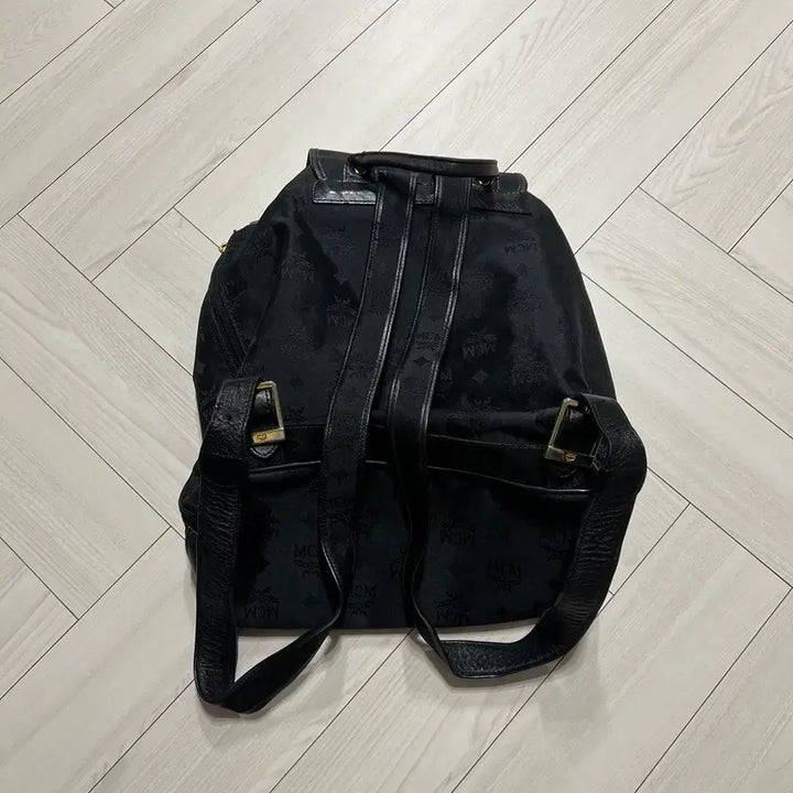 [BUNJANG] MCM Backpack / [MCM] 엠씨엠 백팩