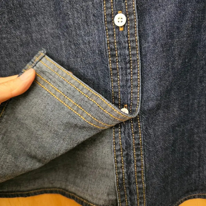 [BUNJANG] Unbranded Denim Ribbon Tie Blouse (New) / 리본타이 데님 블라우스 (새옷) 진청