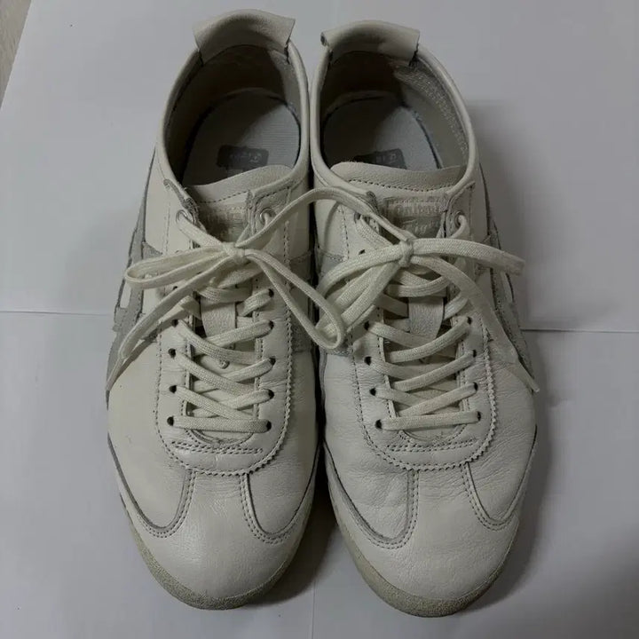 [BUNJANG] Onitsuka Tiger Sneakers / [270] 오니츠카타이거