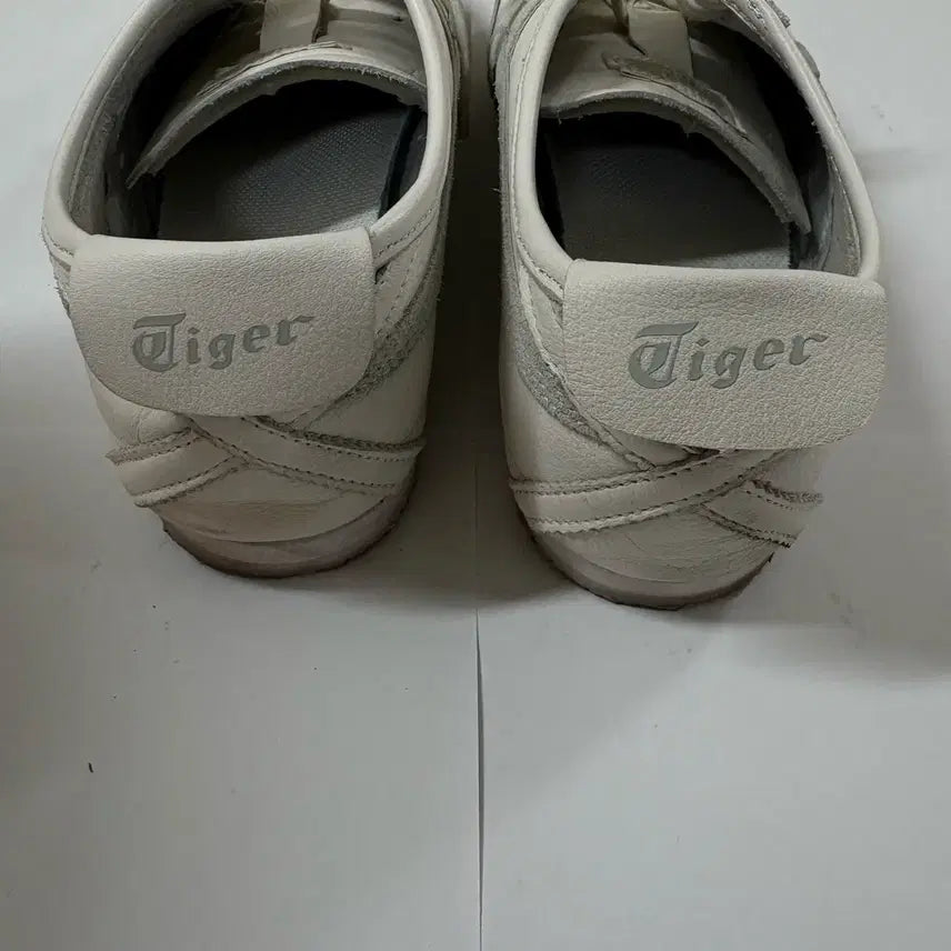 [BUNJANG] Onitsuka Tiger Sneakers / [270] 오니츠카타이거