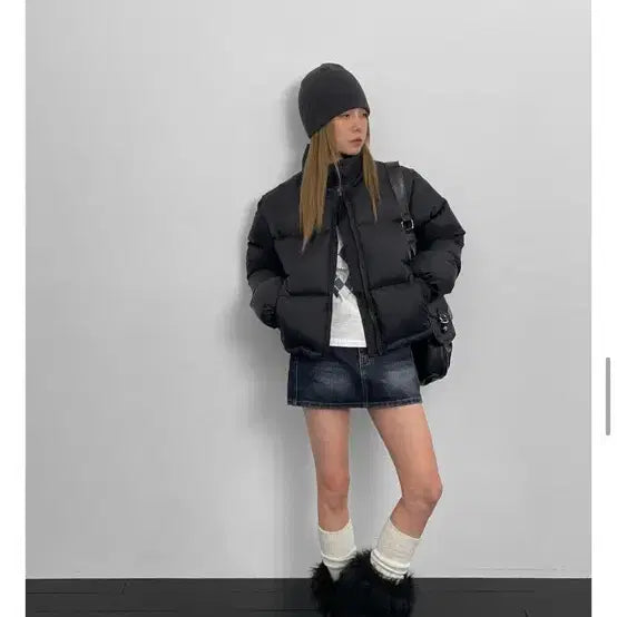 [BUNJANG] Black Up Jenith Duck Down Crop Padded Jacket / 블랙업 제니드 덕다운 크롭패딩 블랙 여성 숏패딩