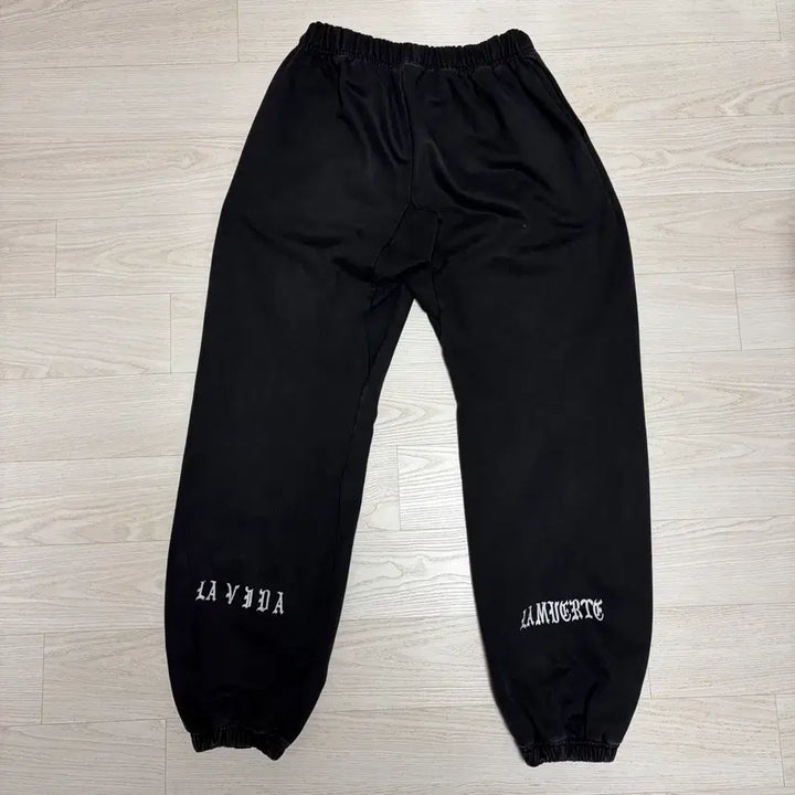 [BUNJANG] Pierce Symbolic Sweatpants M / 피어스 심볼릭 스웻팬츠 M