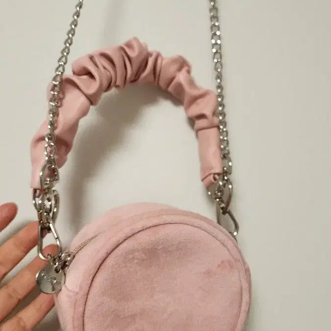 [BUNJANG] ANOUK Pink Round Chain Crossbody Bag / 어노브 핑크 원형 체인 크로스백
