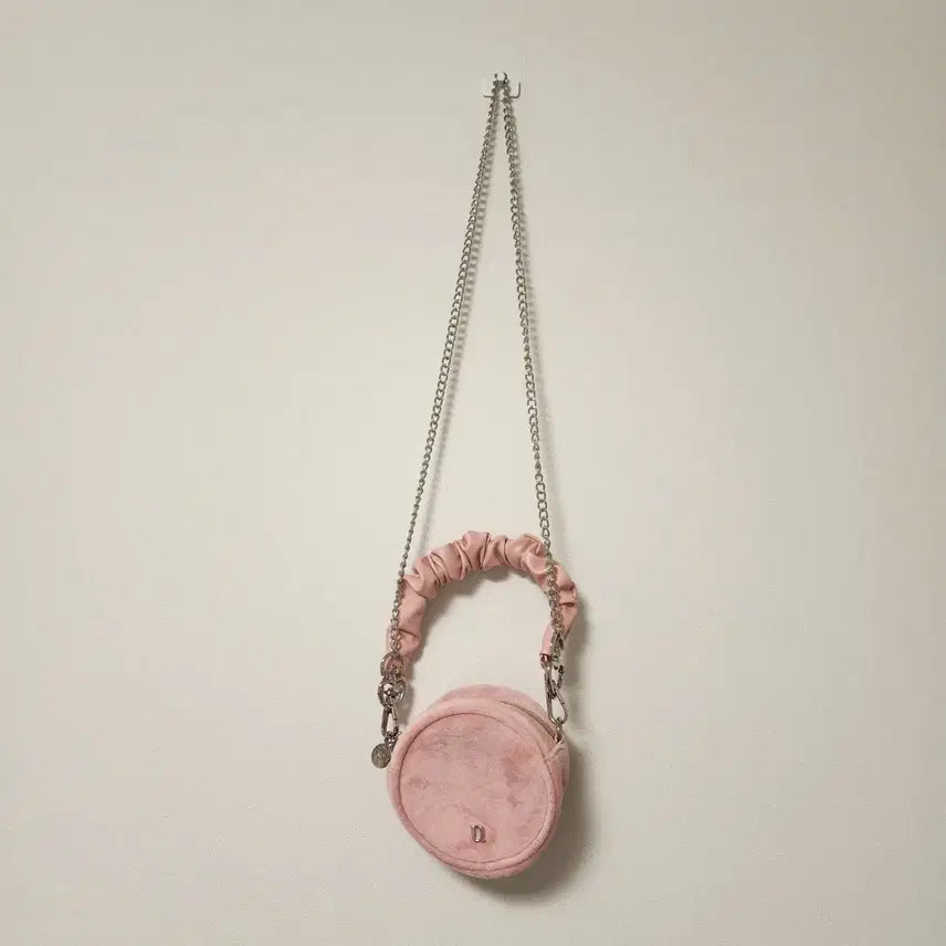 [BUNJANG] ANOUK Pink Round Chain Crossbody Bag / 어노브 핑크 원형 체인 크로스백