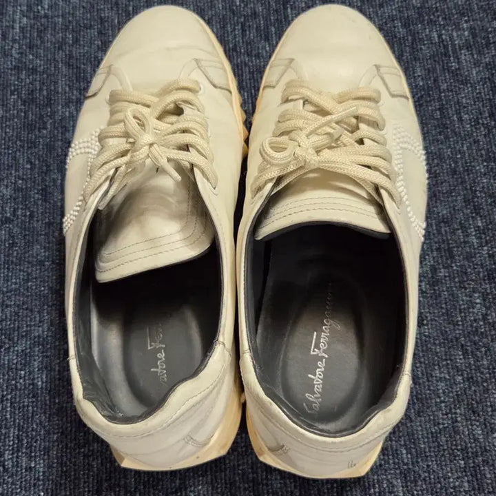 [BUNJANG] Ferragamo White Sneakers 260mm / 페라가모 화이트 스니커즈 260