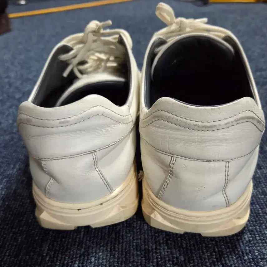 [BUNJANG] Ferragamo White Sneakers 260mm / 페라가모 화이트 스니커즈 260