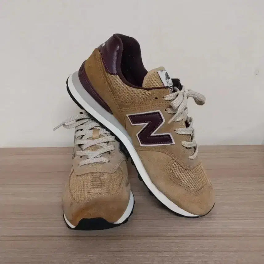 [BUNJANG] New Balance 574 Mustard Brown Sneakers / 남성 뉴발란스 574 머스터드 브라운 운동화 (275)