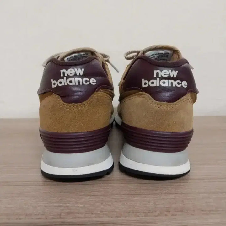 [BUNJANG] New Balance 574 Mustard Brown Sneakers / 남성 뉴발란스 574 머스터드 브라운 운동화 (275)