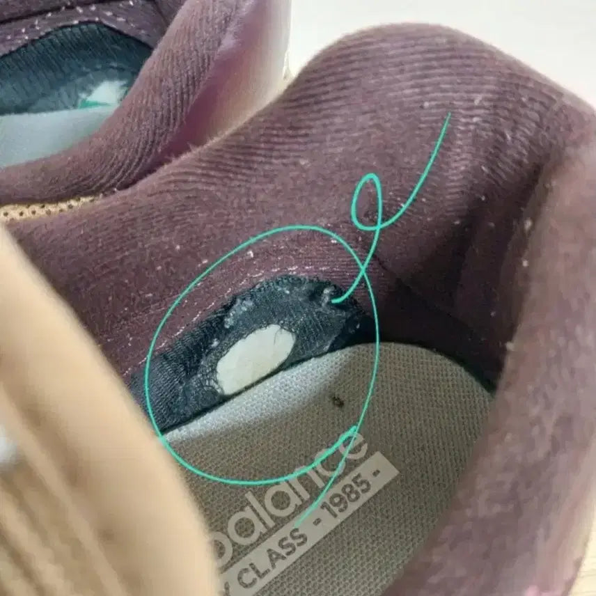 [BUNJANG] New Balance 574 Mustard Brown Sneakers / 남성 뉴발란스 574 머스터드 브라운 운동화 (275)