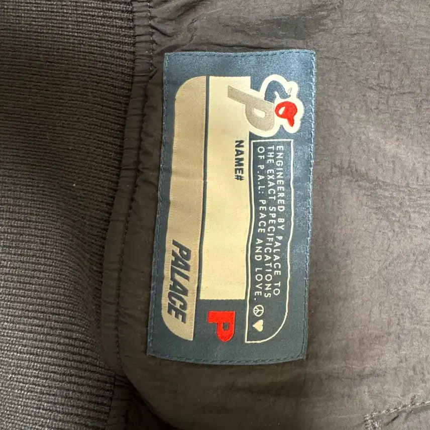 [BUNJANG] Palace Breakout Half Zip Bomber Black Silver - 24FW / 팔라스 브레이크아웃 하프 집 봄버 블랙 실버 - 24FW