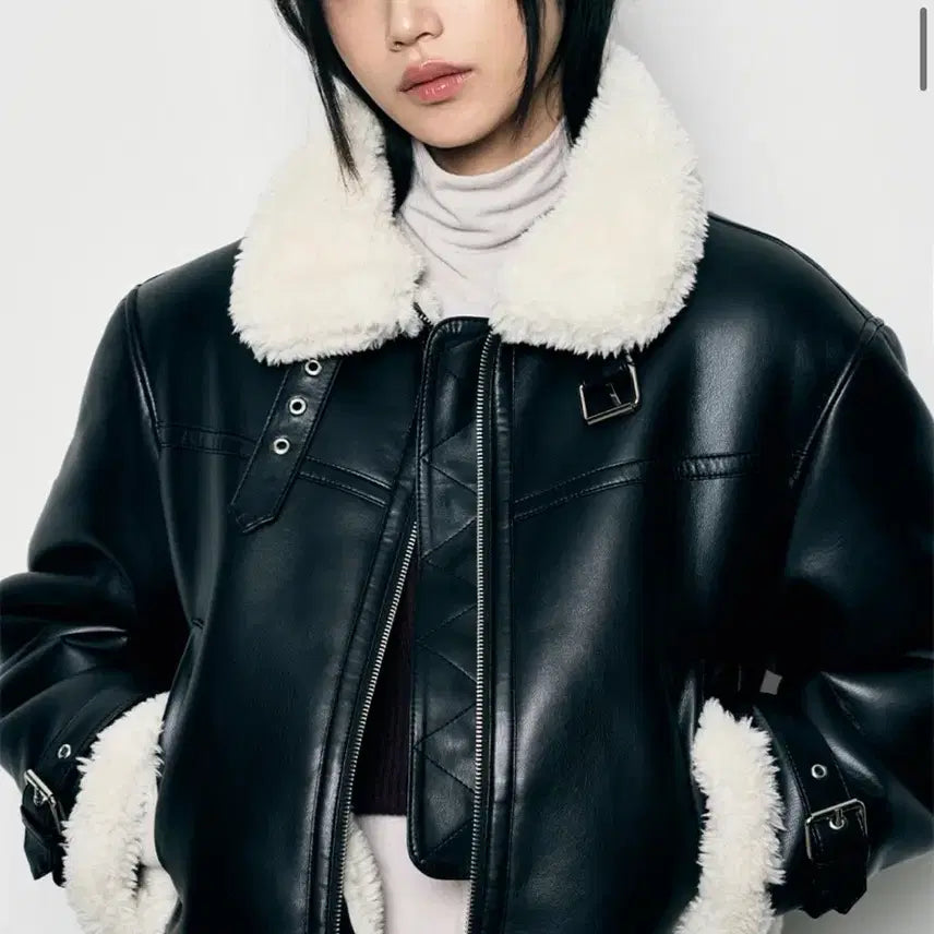 [BUNJANG] Leatherly Oblique Leather Mouton Jacket Black / 레더리 오블리크 레더 무스탕 자켓 블랙