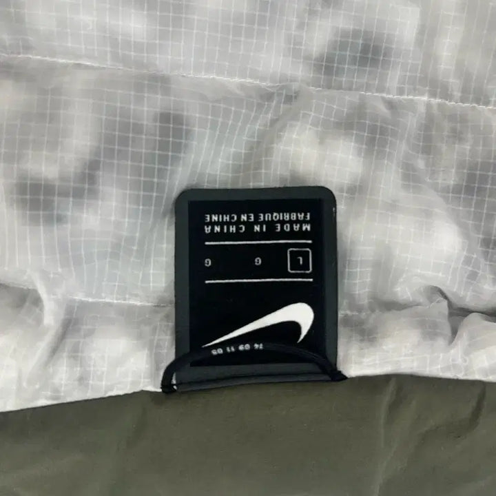 [BUNJANG] Nike Tech Pack Padded Vest (L) / 나이키 테크팩 패딩베스트(L)