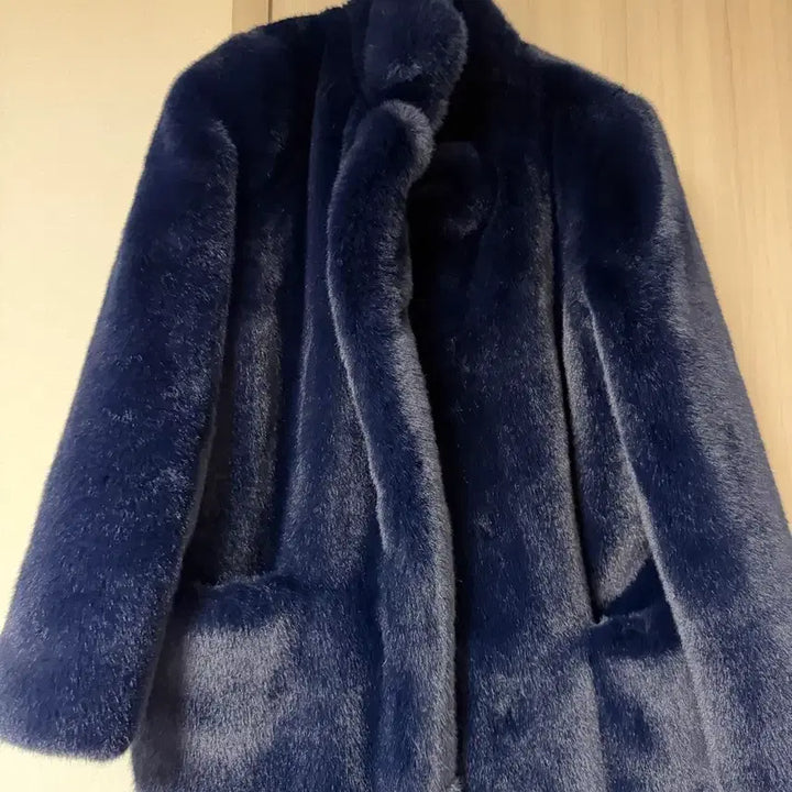 [BUNJANG] Mango Many Please Faux Fur Jacket / 망고매니플리즈 퍼자켓