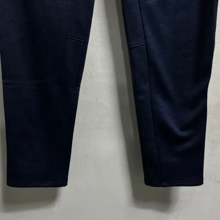 [BUNJANG] New Balance Performance Fleece Spandex Banding Pants / 55 뉴발란스 기능성 기모 스판 밴딩 바지 정품