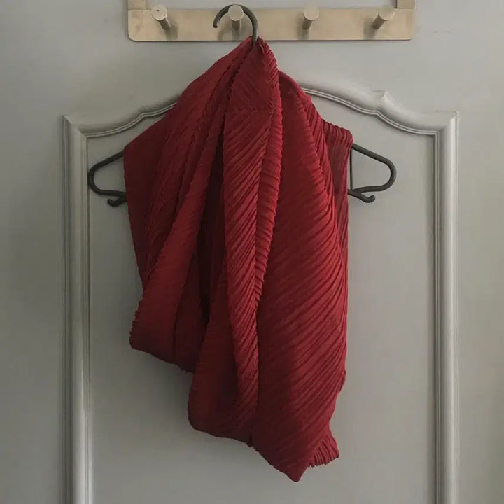 [BUNJANG] Pleats Please Neck Warmer Shawl / 플리츠플리즈 넥워머숄