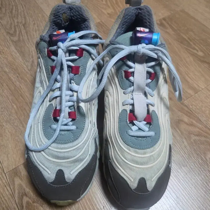 [BUNJANG] Nike x Travis Scott Air Max 270 React Sneakers / 나이키 x 트래비스 스캇 에어맥스 270 리액트 (265)