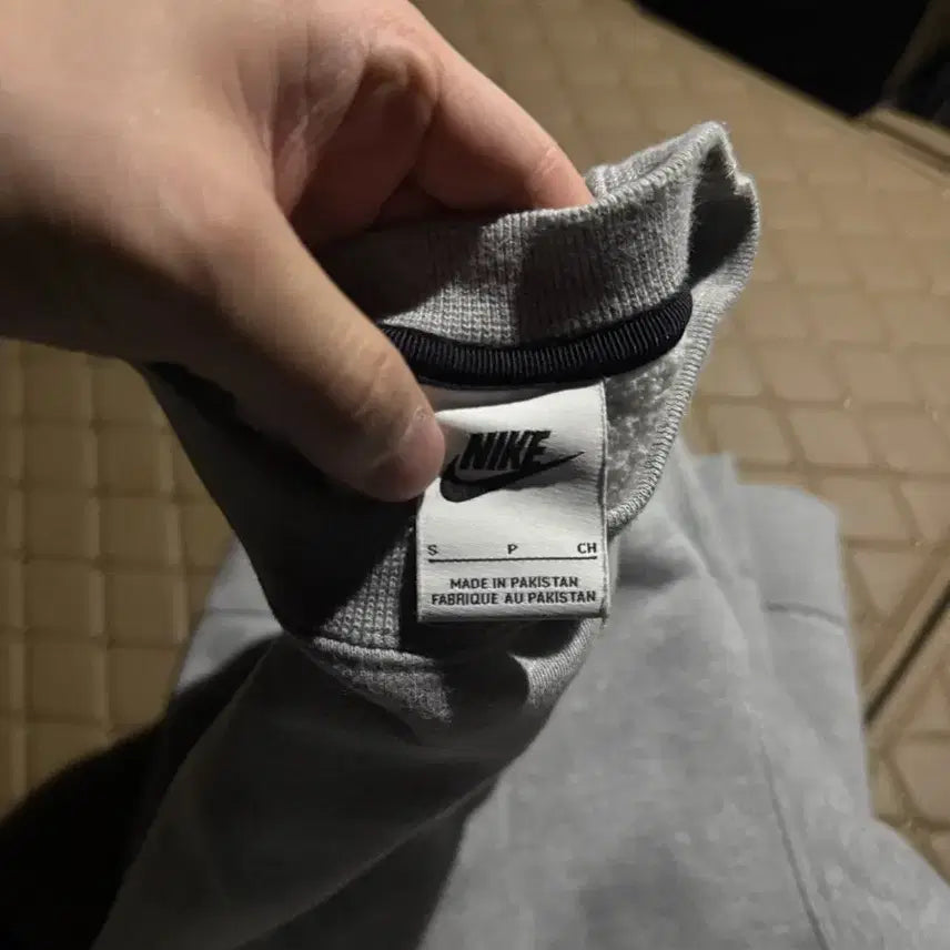 [BUNJANG] Nike x Stussy Gray Crewneck Sweatshirt / [S 100-105] 나이키 스투시 콜라보 맨투맨
