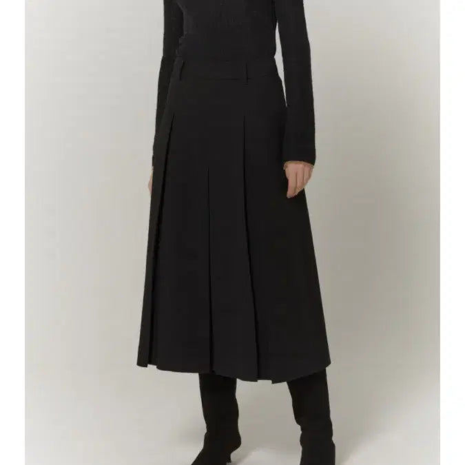 [BUNJANG] Dreamcatcher Sua Khan Inverted Skirt / 수아마르스커트  수아마르 수아마르울플리츠스커트 Khan Inverted