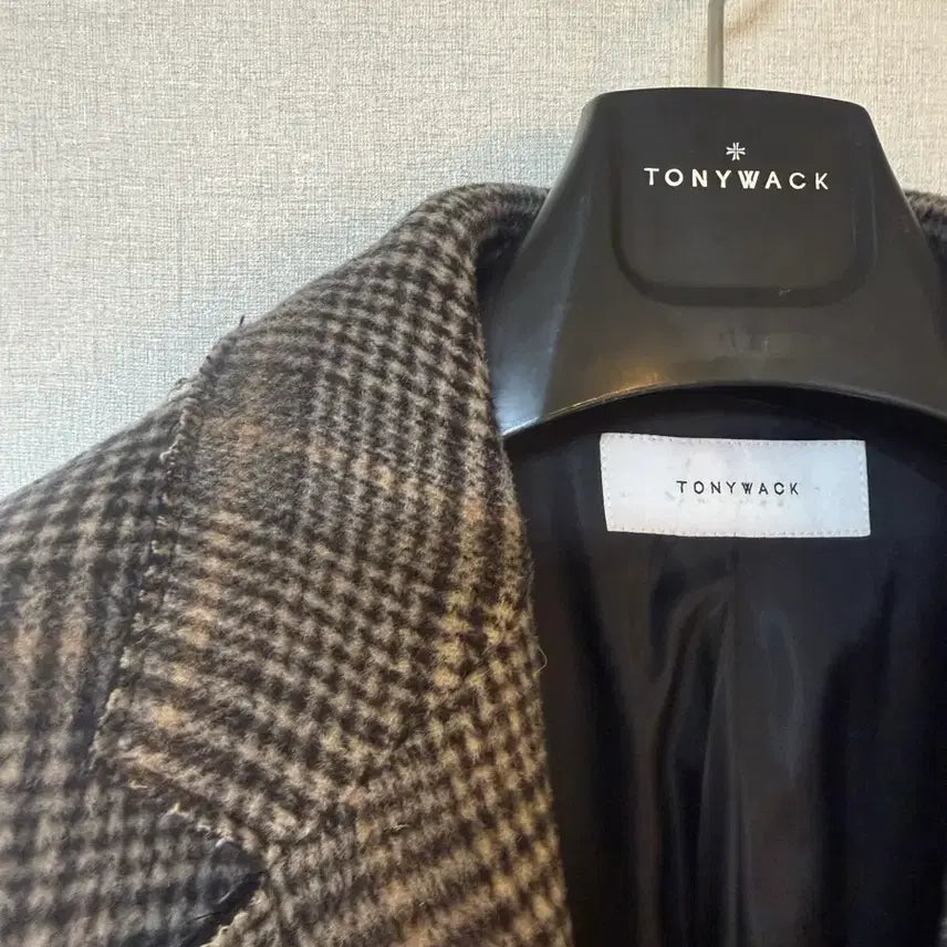 [BUNJANG] Toniq Crewdo Check Cutting Coat / 토니웩 크루도 체크 커팅코트