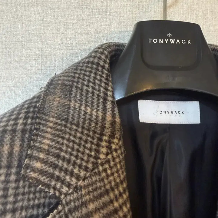 [BUNJANG] Toniq Crewdo Check Cutting Coat / 토니웩 크루도 체크 커팅코트