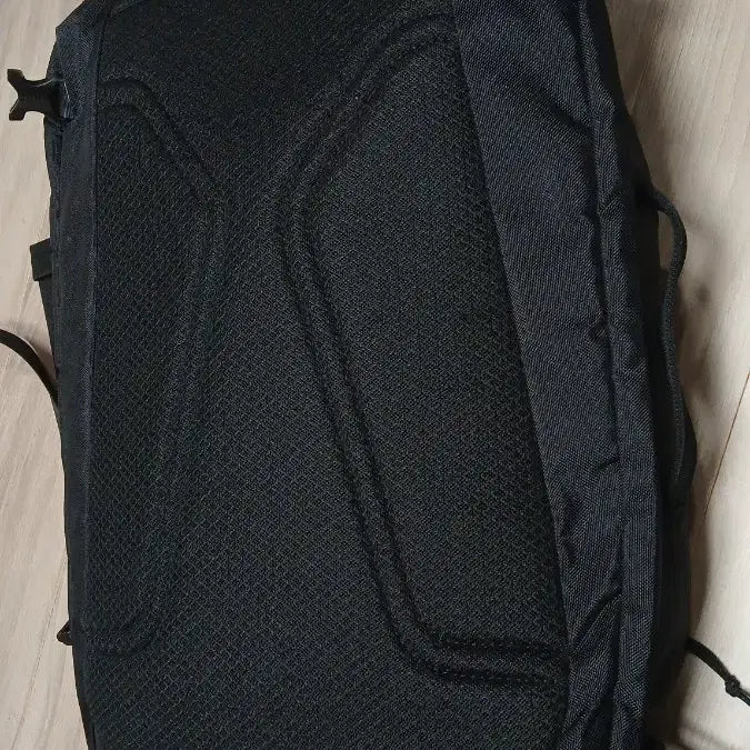 [BUNJANG] Patagonia Black Backpack / 파타고니아 블랙 백팩 가방 노트북가방 등 변형가능