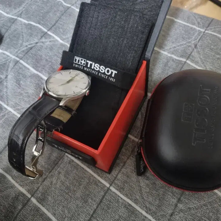 [BUNJANG] Tissot Leather Watch / 티쏘 가죽 시계