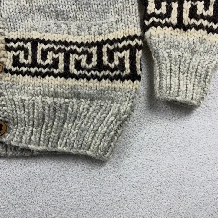 [BUNJANG] Kanata Thunderbird Canada Cowichan Cardigan / 카나타 선더버드 캐나다 코위찬 가디건