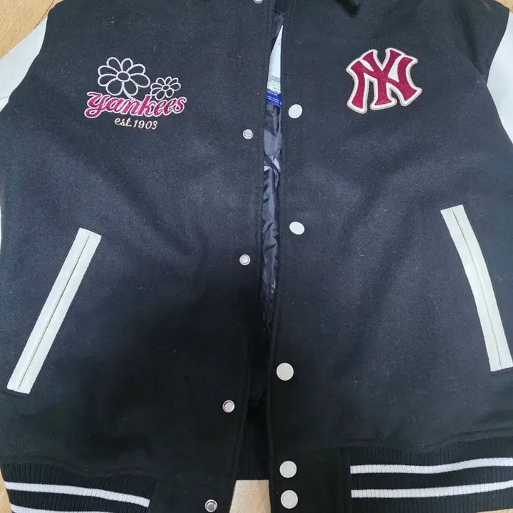 [BUNJANG] MLB Yankees Varsity Jacket / MLB 엠엘비 카라봄바시티자켓 새상품 아주저렴히판매!!