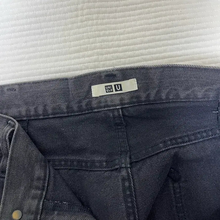 [BUNJANG] Uniqlo U Black Denim Pants / 유니클로 U 흑청데님