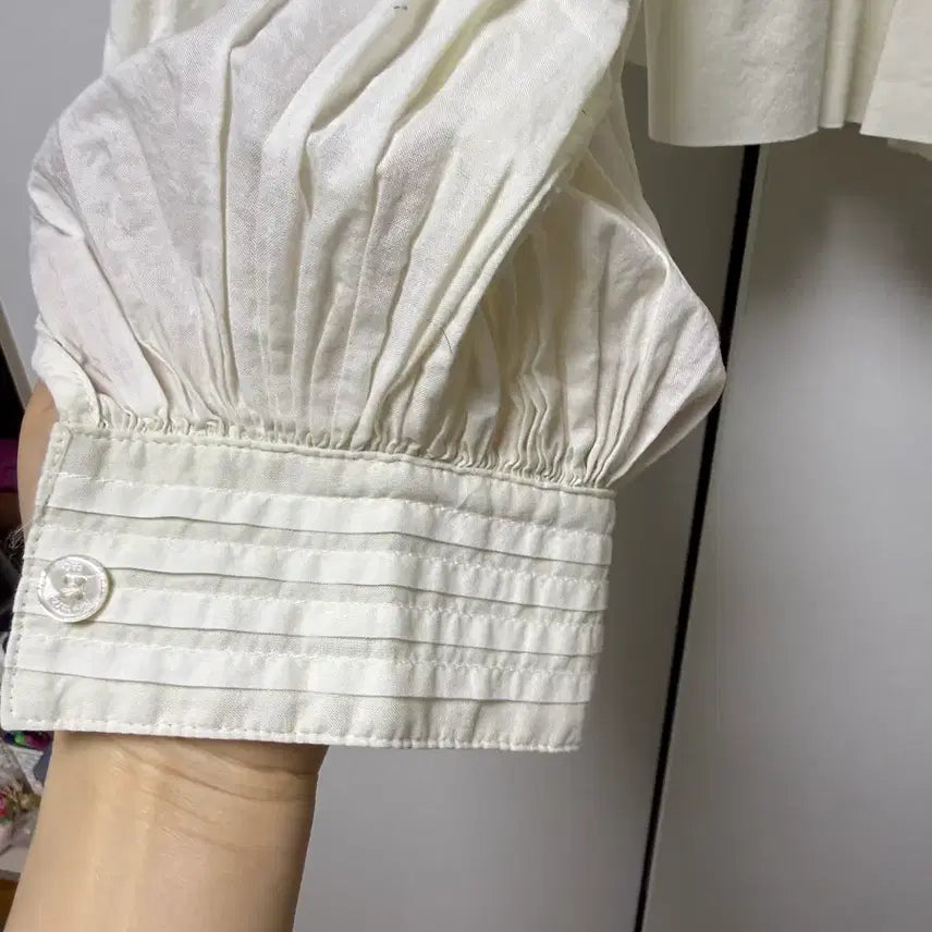 [SOLD OUT] SEA new york 스탠 핀턱  코튼 블라우스(정품)