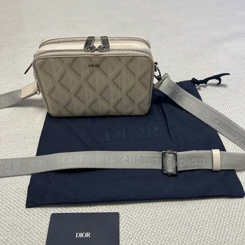 [BUNJANG] Dior CD Diamond Messenger Bag Shoulder Bag / 디올 CD 다이아몬드 메신저백 숄더백