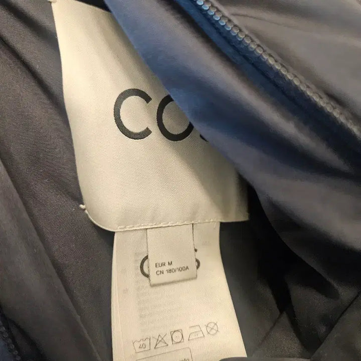 [BUNJANG] Cos Reversible Padded Jacket (Size M) / 코스 cos 리버시블 패딩 (100~105)