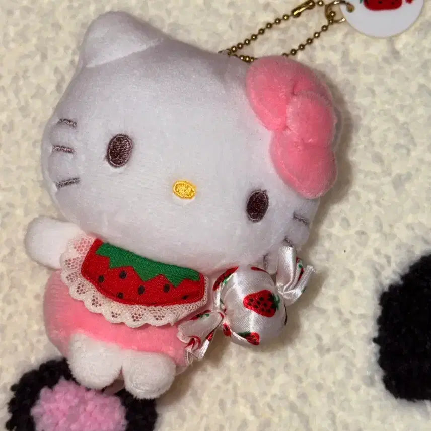 [BUNJANG] Sanrio Ichigo Kitty / 이치고 키티