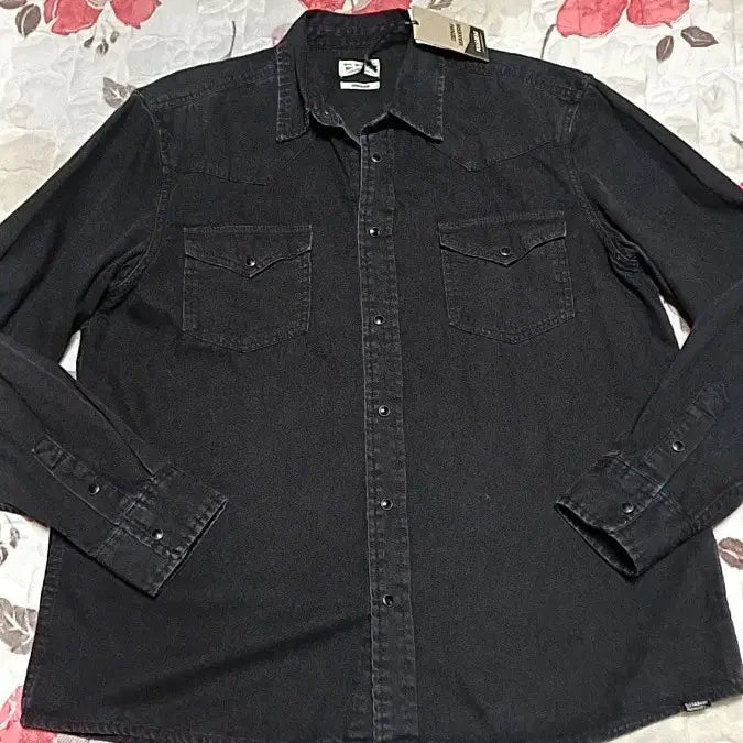 [BUNJANG] Pull&Bear Black Shirt / 풀앤베어 미사용 워싱블랙남방 110 가슴64 기장78