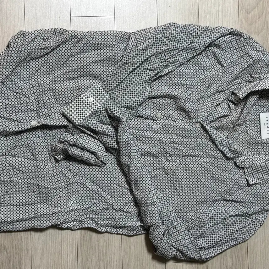 [BUNJANG] Sandro Homme Geometric Pattern Shirt / 산드로 옴므(Sandro Homme) 마이크로 지오메트릭 패턴 셔츠