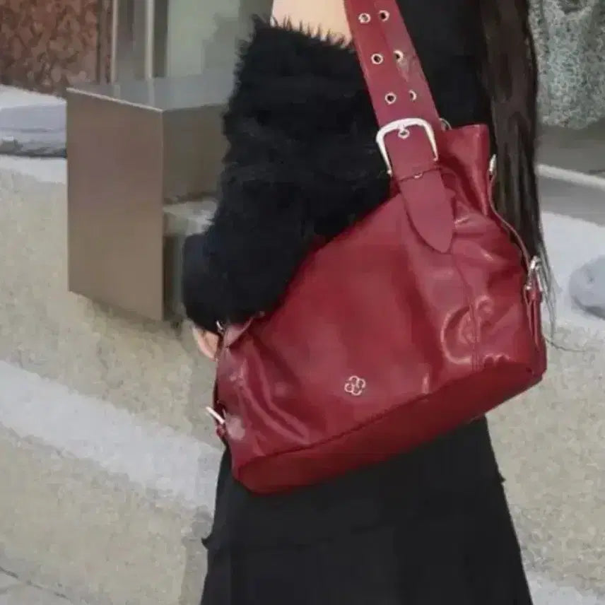 [BUNJANG] Heeri Burgundy Shoulder Bag / (1회 실착/특가)히어리 버건디 숄더백