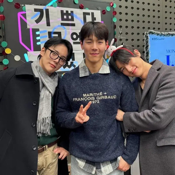 [BUNJANG] Marithe Francois Girbaud Shownu Knit Sweater / 마리떼 프랑소와 저버 셔누 니트