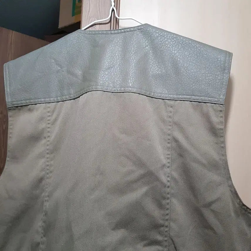 [BUNJANG] Adidas 90s Gore-Core Outdoor Vest / XL/ 아디다스 90년대 고프코어 아웃도어 조끼/와달
