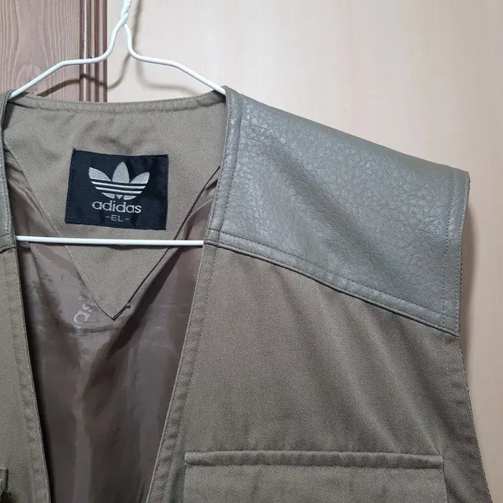 [BUNJANG] Adidas 90s Gore-Core Outdoor Vest / XL/ 아디다스 90년대 고프코어 아웃도어 조끼/와달