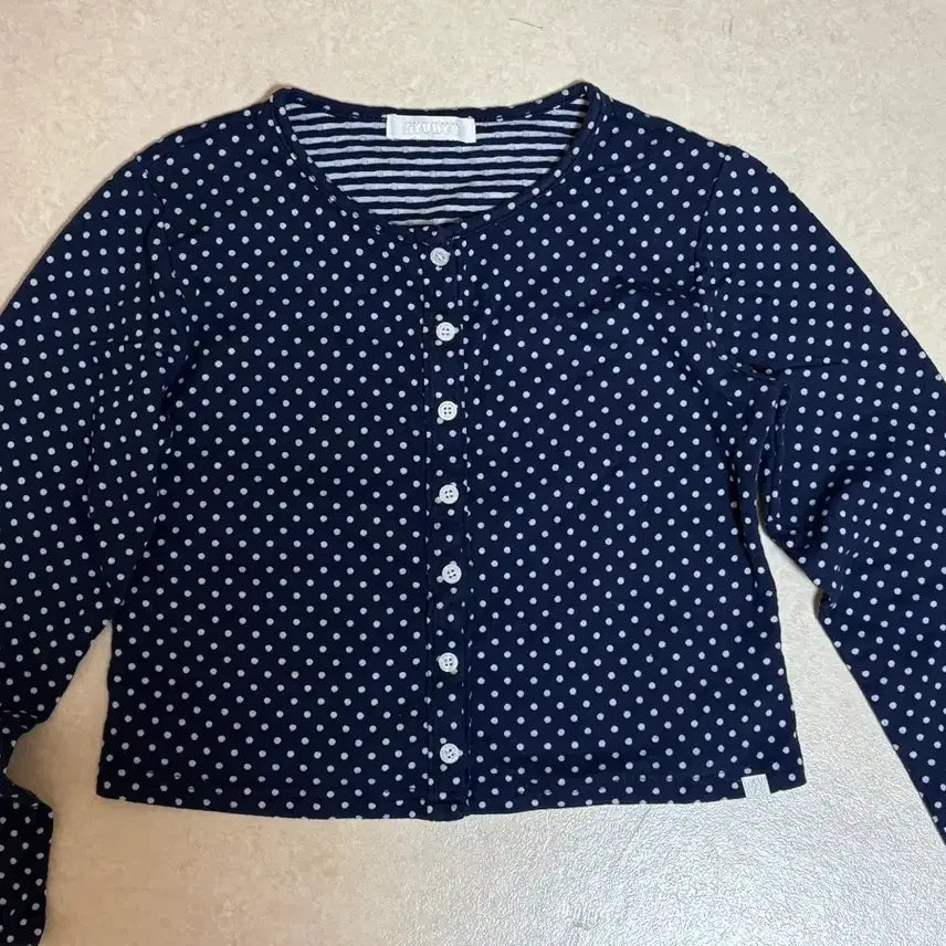 [BUNJANG] nyunyu Navy Polka Dot Cardigan / nyunyu 땡땡이가디건