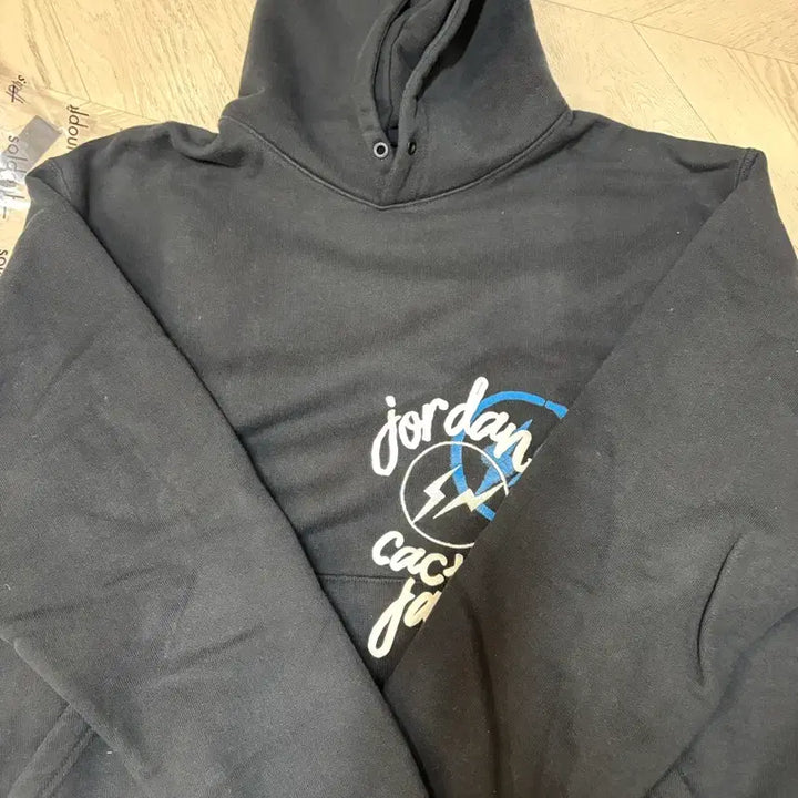 [SOLD OUT] 조던 x 트래비스 스캇 콜라보 후드티 블랙 L
