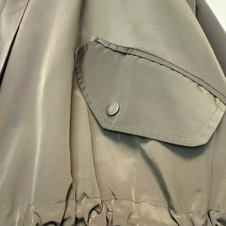 [BUNJANG] Designer Hooded Windbreaker Jacket with Fabric Print / 디자이너 바람막이 후드 자켓. 패브릭 프린트.8899110사이즈 정도