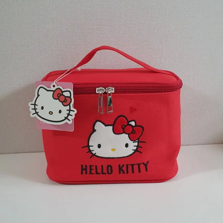 [BUNJANG] Hello Kitty Red Cosmetic Pouch / 산리오 헬로키티 얼굴 화장품 파우치 (레드)