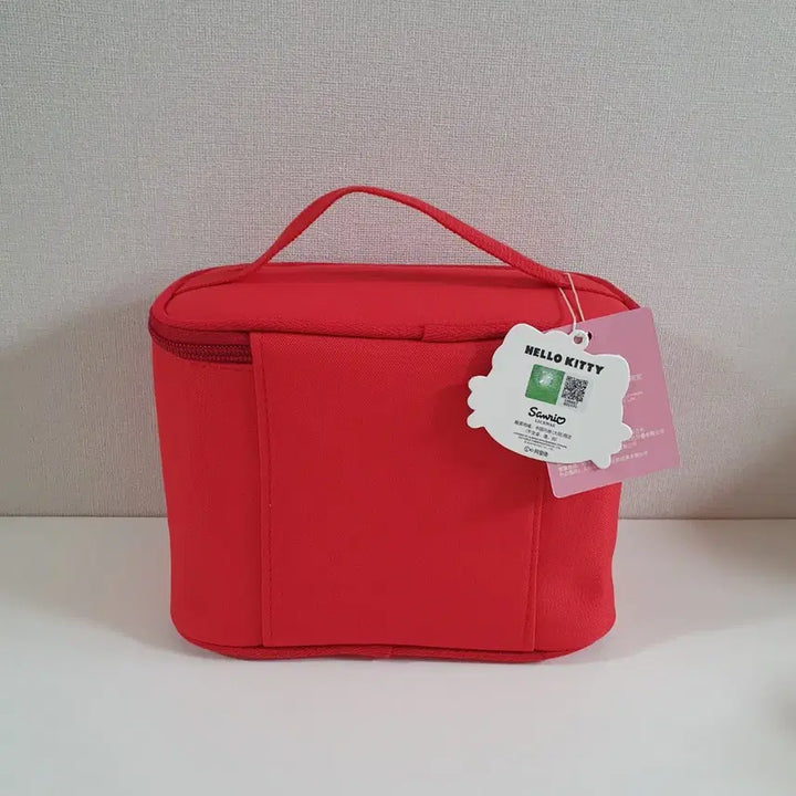 [BUNJANG] Hello Kitty Red Cosmetic Pouch / 산리오 헬로키티 얼굴 화장품 파우치 (레드)